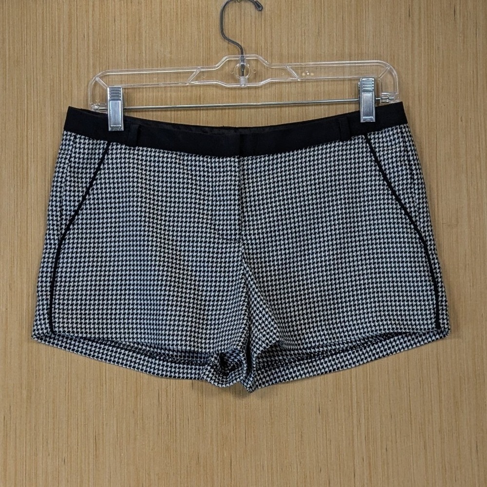 XOXO Womens Y2K Preppy Houndstooth Low Rise Hot Pants Short Size 3/4 Black White